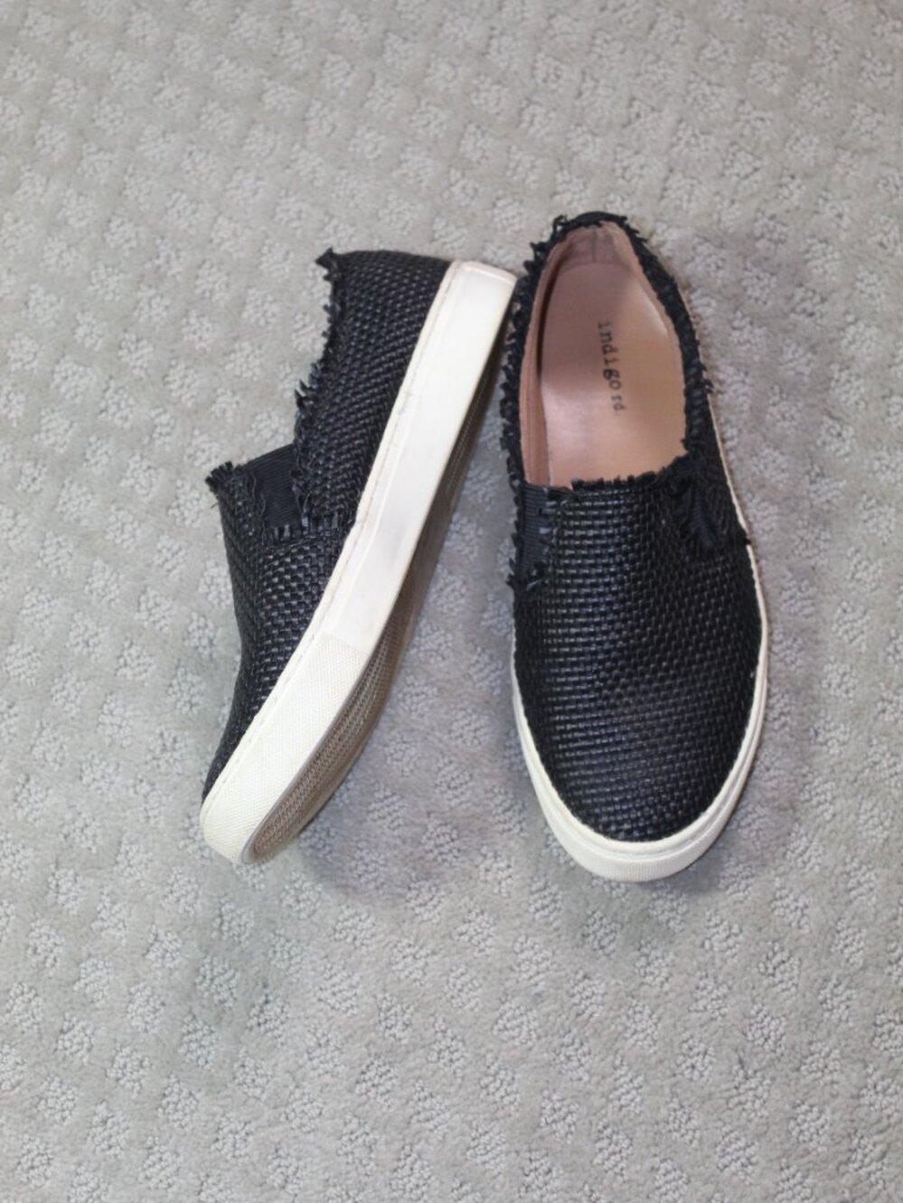 Indigo Rd Shoes Womens 8M Kicky Casual Comfort Slip On Woven Sneakers Black